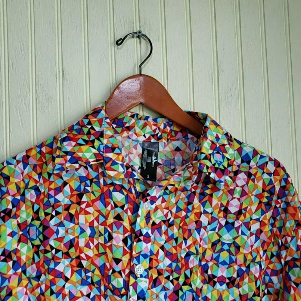 The Phluid Project Shirt Mens Small Rainbow Geometric Button-Up Pride Casual